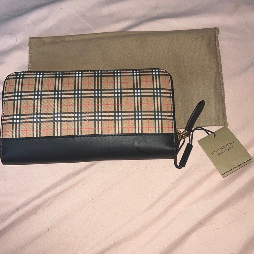 Burberry Purse